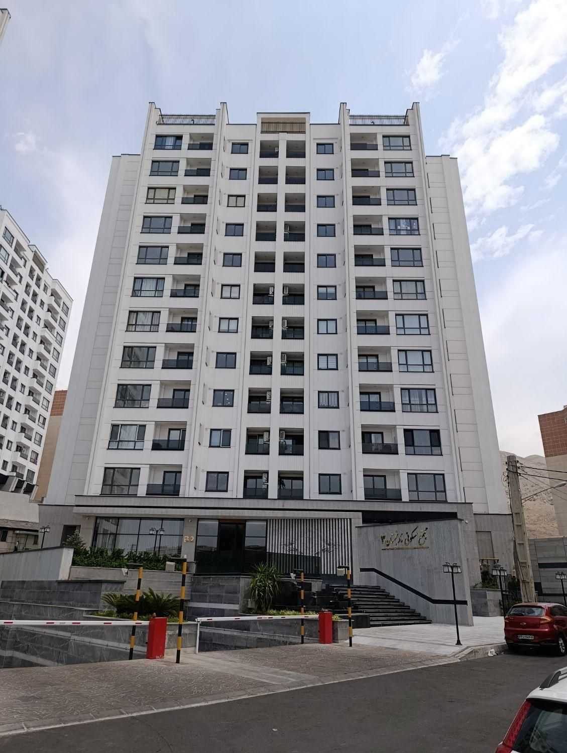 ۱۵۰ متر ۳ خواب /ویو باز بدون مشرف برج نارنجستان ۳