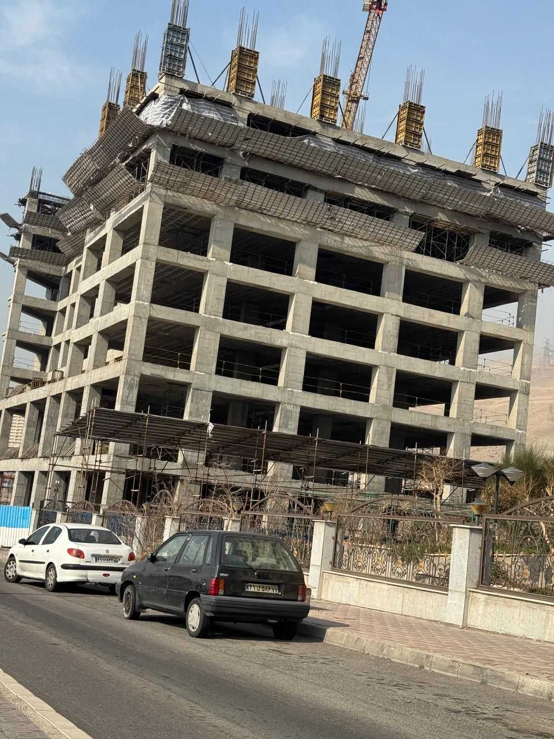 ۱۰۵ متر برج بقیه الله ۵