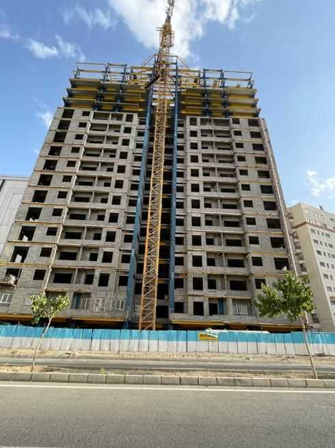 برج ترنج امید دژبان ارتش 85 متر دریاچه چیتگر