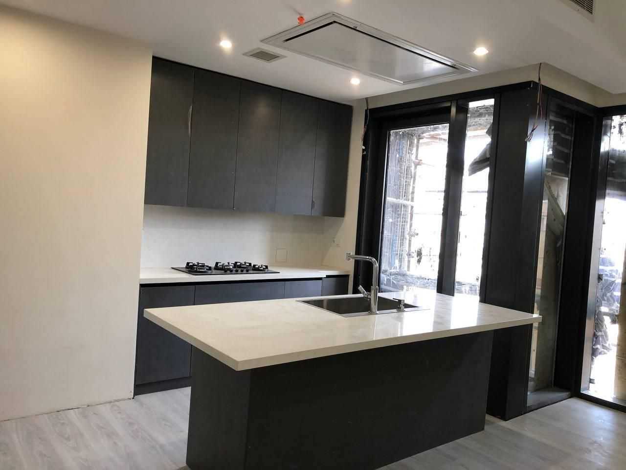 ۱۶۰متر ۳خواب تراس+ بالکن در پروژه تندیس اقاقیا