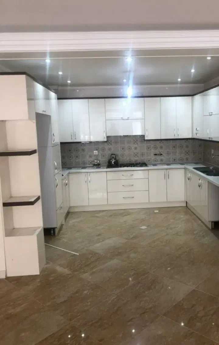 145 متر 3خواب همدانی مروارید شهر