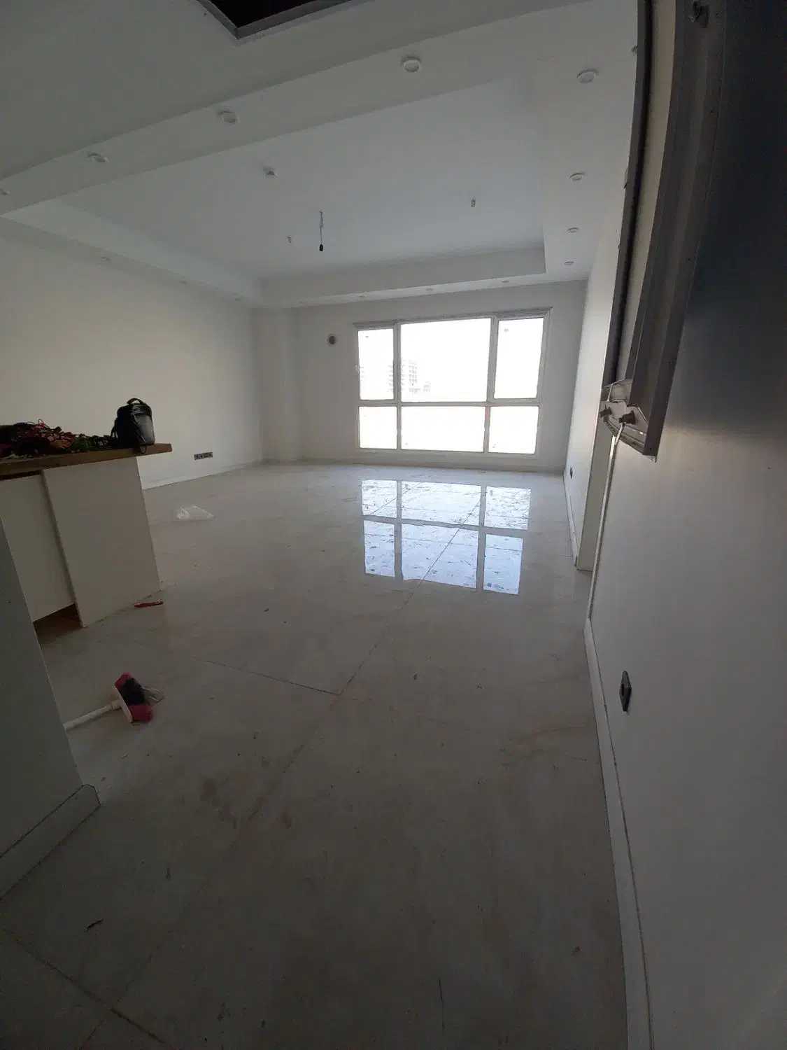 اجاره واحد ۸۳ م کلید نخورده برج لوکس نارنجستان ۴